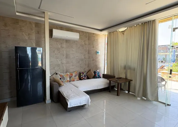Casablanca Star Hotel, *